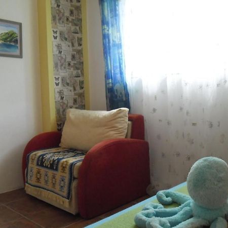 Petrovac Family Apartment Garden And Sea מראה חיצוני תמונה